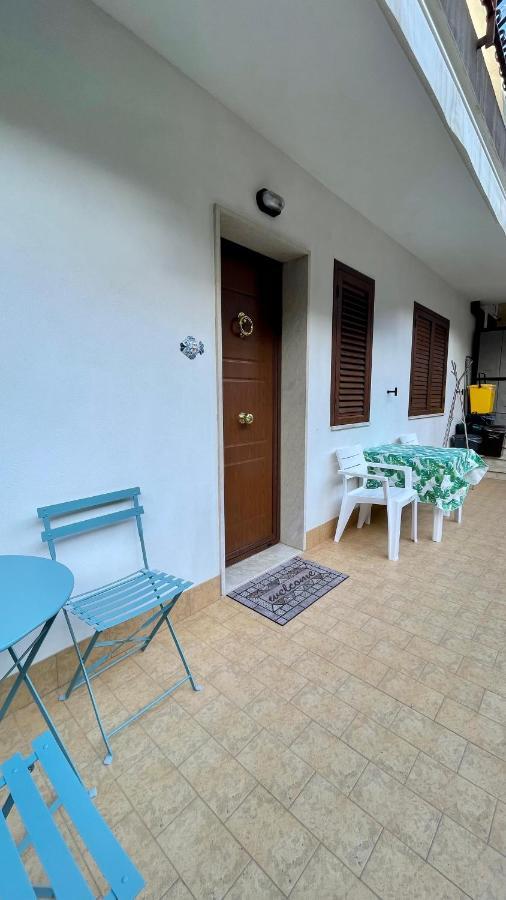 Villa Baia Aurora Letojanni Exterior foto
