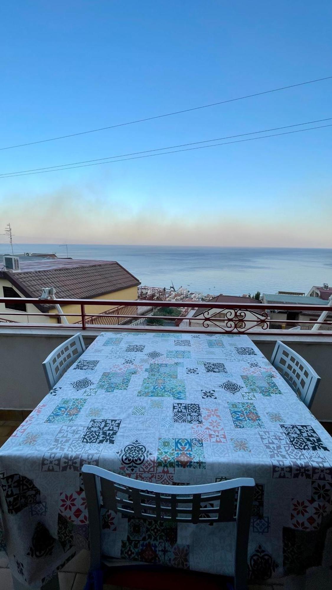 Villa Baia Aurora Letojanni Exterior foto